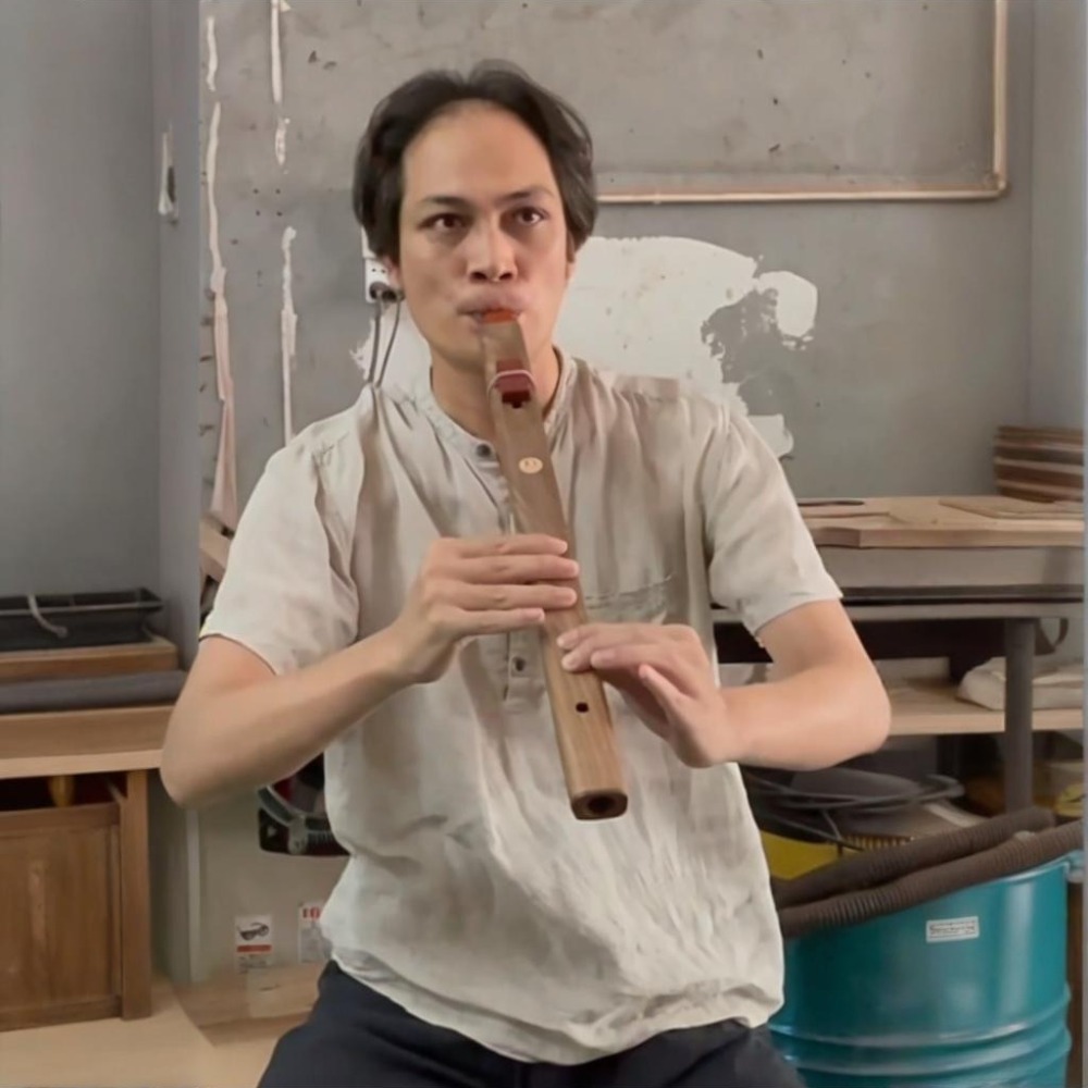 Musical Instrument Indian - Деревянная вертикальная флейта (индийская флейта-рекордер) для