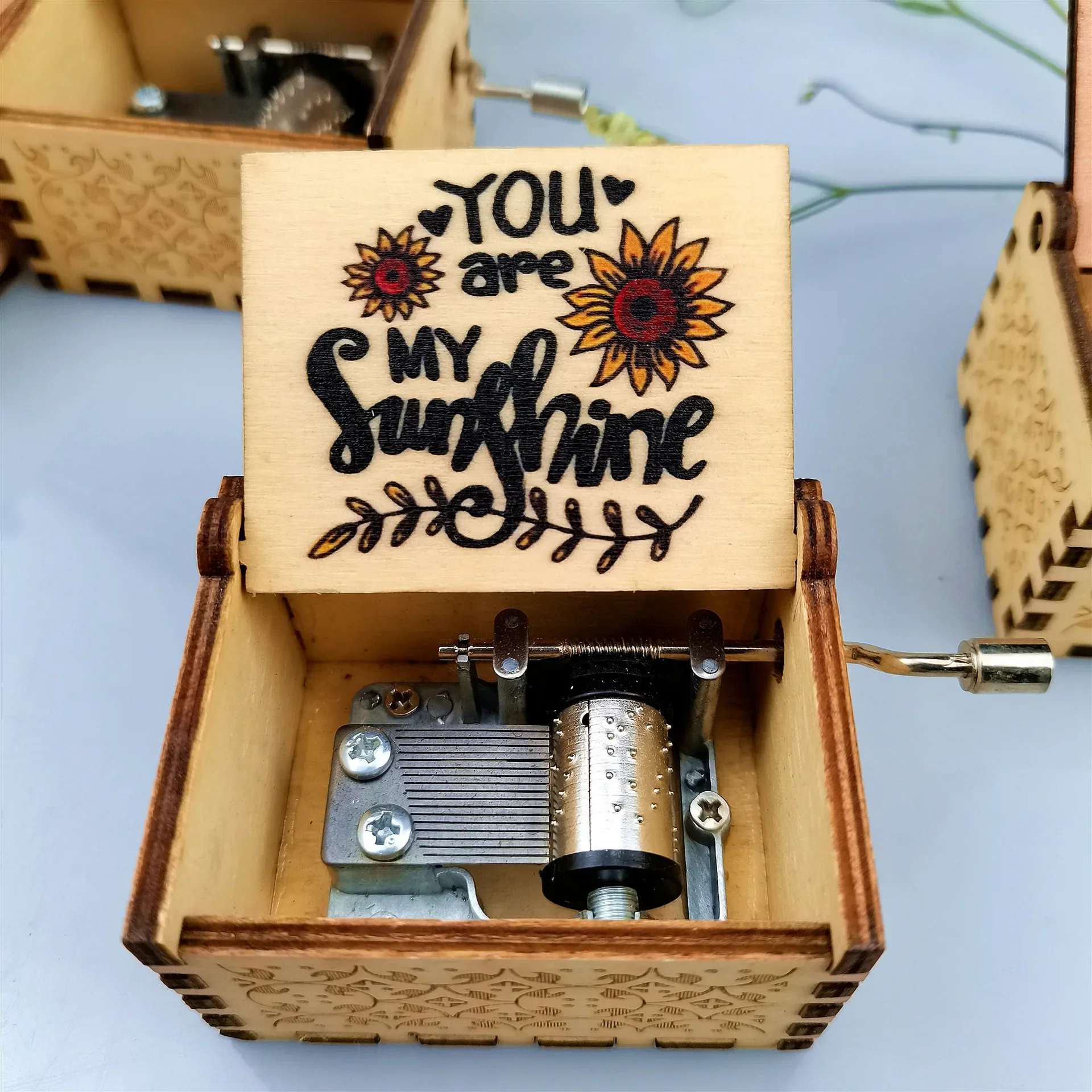 Музыкальная шкатулка You Are M – обзор и цена Musical Instrument Cajon